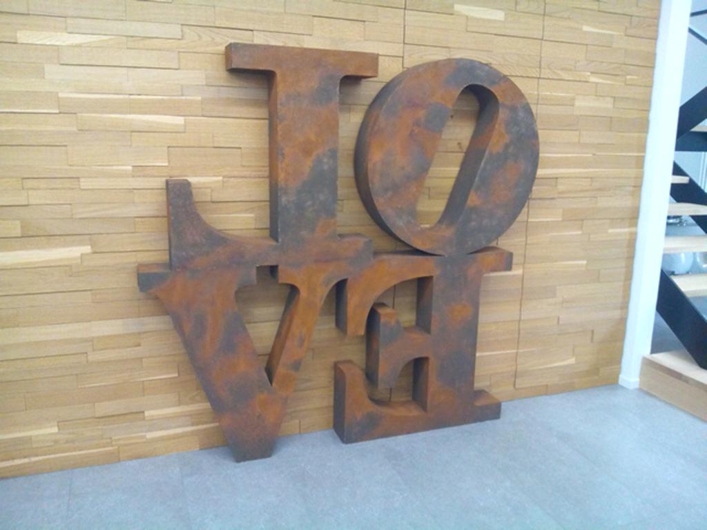 Stranolegno design: creazioni in polistirolo, sculture, sfere in ... Rivestimento in gesso effetto pietra
