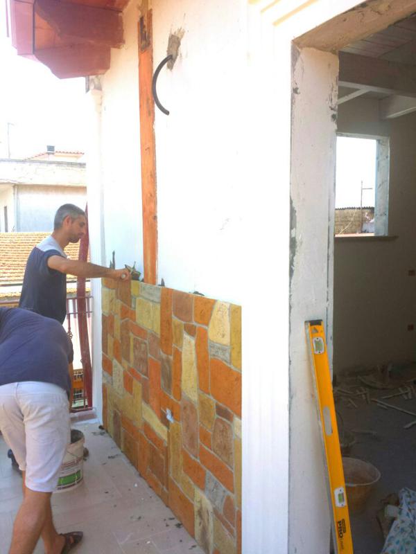 Stranolegno design: creazioni in polistirolo, sculture, sfere in ... Pilastri rivestimento in pietra antica per inteeni